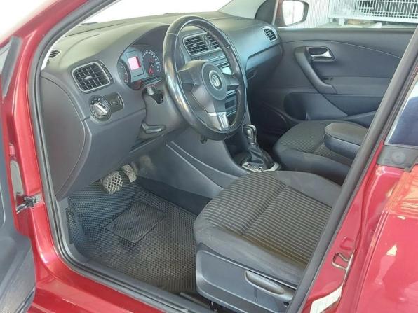 Volkswagen Polo V с пробегом 2012 года, цена 750 000 рублей, 244988 км, седан, Автокод Объявления