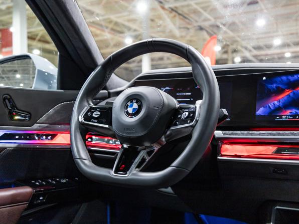 BMW 7 серии VII (G70) с пробегом 2022 года, цена 14 950 000 рублей, 22500 км, седан, Автокод Объявления