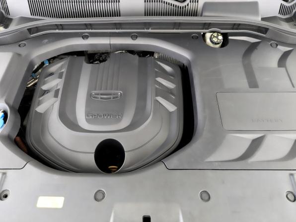Geely Atlas Pro с пробегом 2023 года, цена 1 950 000 рублей, 92897 км, внедорожник, Автокод Объявления