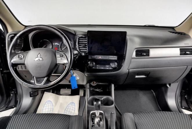 Mitsubishi Outlander III Рестайлинг 2 с пробегом 2016 года, цена 1 750 000 рублей, 189572 км, внедорожник, Автокод Объявления