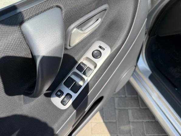Suzuki Liana I Рестайлинг с пробегом 2007 года, цена 450 000 рублей, 197097 км, универсал, Автокод Объявления