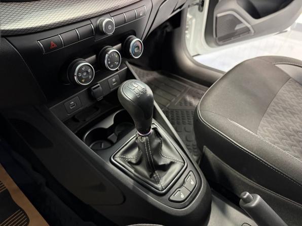 Lada (ВАЗ) Vesta I Рестайлинг (NG) с пробегом 2023 года, цена 1 078 000 рублей, 64375 км, седан, Автокод Объявления