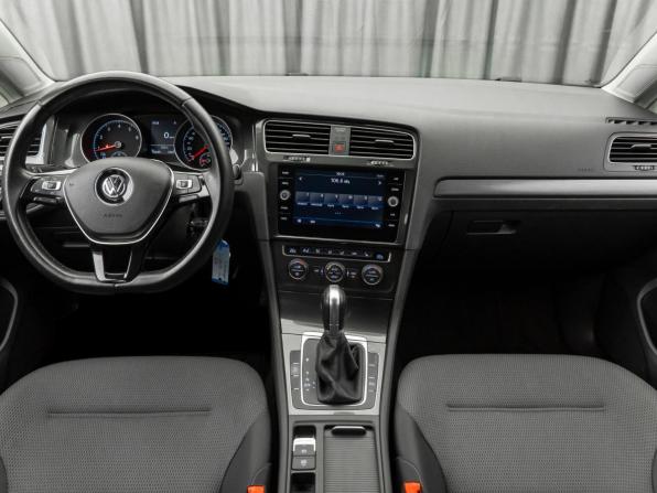 Volkswagen Golf VII Рестайлинг с пробегом 2018 года, цена 1 980 000 рублей, 109293 км, хэтчбек, Автокод Объявления