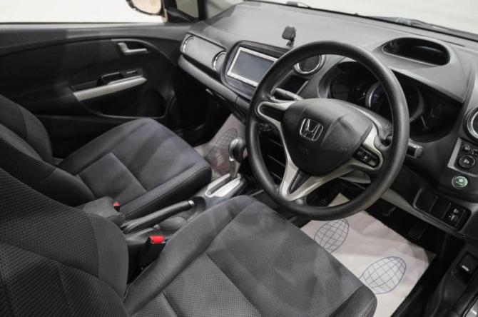 Honda Insight II с пробегом 2010 года, цена 849 000 рублей, 185000 км, хэтчбек, Автокод Объявления