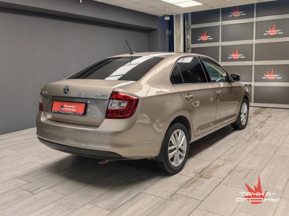 Skoda Rapid I Рестайлинг с пробегом 2017 года, цена 1 168 000 рублей, 96000 км, лифтбек, Автокод Объявления