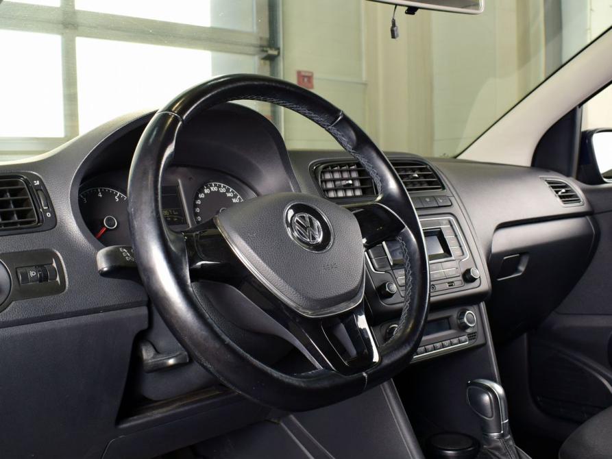 Volkswagen Polo V Рестайлинг Кемерово  - изображение 7