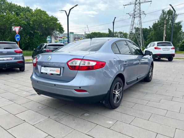 Renault Fluence I с пробегом 2011 года, цена 650 000 рублей, 174761 км, седан, Автокод Объявления