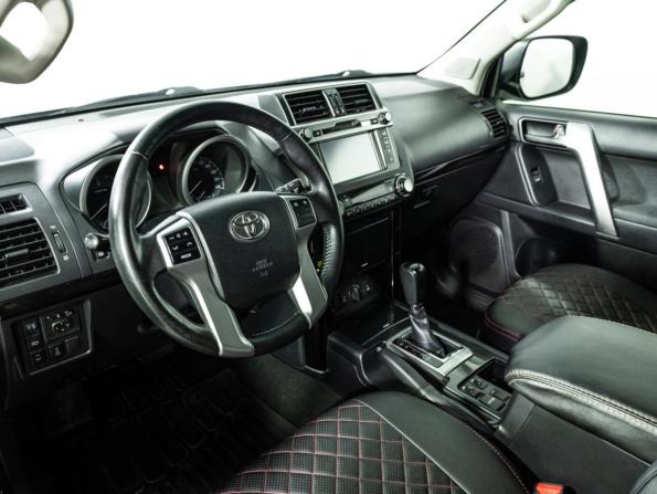 Toyota Land Cruiser Prado 150 Series Рестайлинг 1 с пробегом 2013 года, цена 2 799 777 рублей, 294607 км, внедорожник, Автокод Объявления