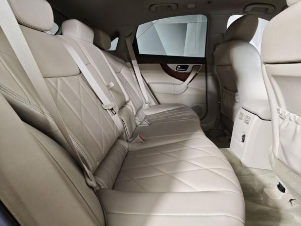 Infiniti QX70 с пробегом 2016 года, цена 1 995 000 рублей, 283506 км, внедорожник, Автокод Объявления