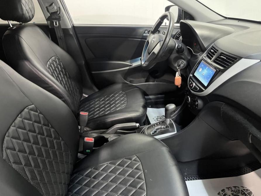 Hyundai Solaris I Курск  - изображение 7