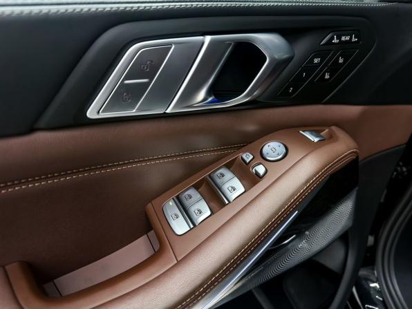 BMW X7 I (G07) с пробегом 2021 года, цена 8 300 000 рублей, 114685 км, внедорожник, Автокод Объявления