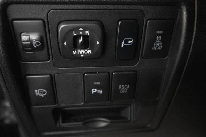 Toyota Land Cruiser 200 Series с пробегом 2009 года, цена 3 449 000 рублей, 318000 км, внедорожник, Автокод Объявления