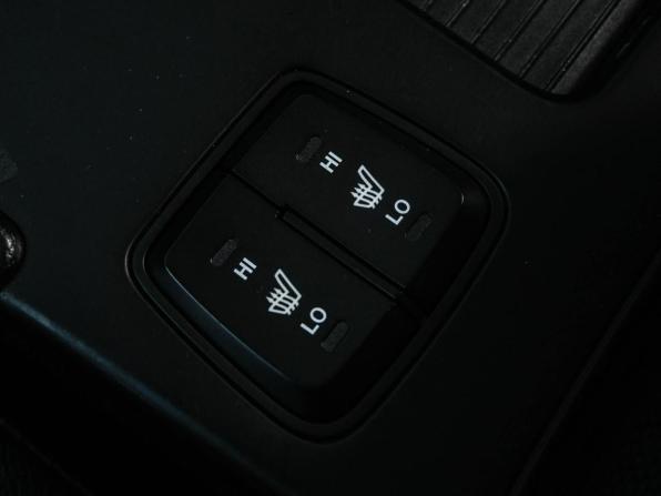 Hyundai Sonata VI (YF) с пробегом 2010 года, цена 1 299 000 рублей, 187627 км, седан, Автокод Объявления