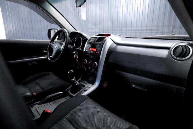 Suzuki Grand Vitara I Рестайлинг с пробегом 2005 года, цена 599 000 рублей, 245805 км, внедорожник, Автокод Объявления