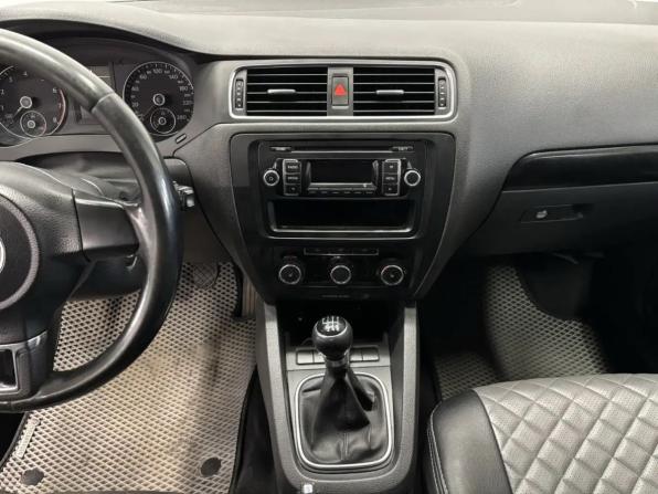 Volkswagen Jetta VI с пробегом 2011 года, цена 759 000 рублей, 256700 км, седан, Автокод Объявления