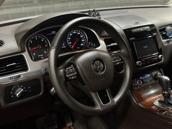 Volkswagen Touareg II с пробегом 2013 года, цена 2 499 000 рублей, 176000 км, внедорожник, Автокод Объявления