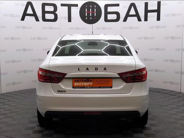 Lada (ВАЗ) Vesta I с пробегом 2019 года, цена 760 000 рублей, 80375 км, седан, Автокод Объявления