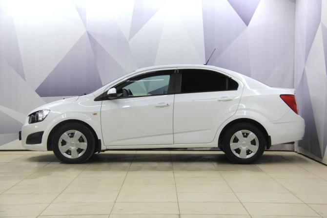 Chevrolet Aveo II с пробегом 2015 года, цена 695 000 рублей, 172145 км, седан, Автокод Объявления