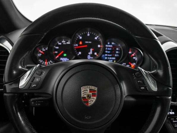 Porsche Cayenne II (958) с пробегом 2013 года, цена 2 077 000 рублей, 262919 км, внедорожник, Автокод Объявления