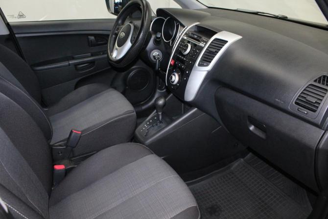 Kia Venga I с пробегом 2012 года, цена 919 000 рублей, 111890 км, минивэн, Автокод Объявления