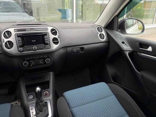 Volkswagen Tiguan I Рестайлинг с пробегом 2013 года, цена 1 065 000 рублей, 255507 км, внедорожник, Автокод Объявления