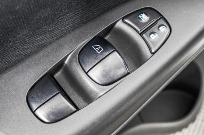 Nissan Sentra VII (B17) с пробегом 2014 года, цена 999 000 рублей, 149000 км, седан, Автокод Объявления