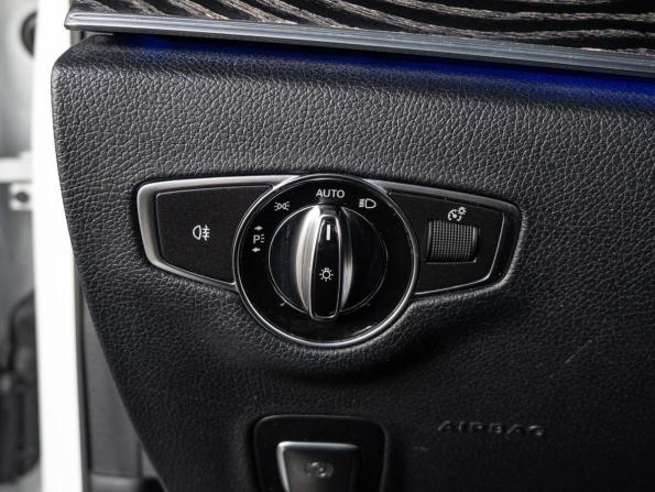 Mercedes-Benz E-Класс V (W213 S213 C238) с пробегом 2016 года, цена 2 680 000 рублей, 211052 км, седан, Автокод Объявления