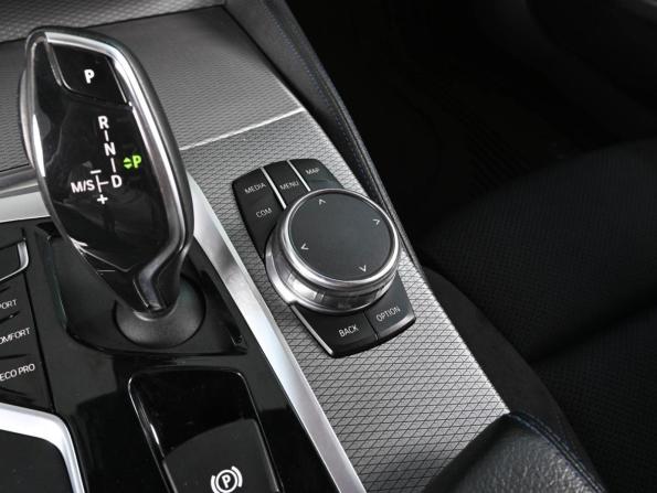 BMW 5 серии VII (G30/G31/G38) с пробегом 2018 года, цена 3 499 000 рублей, 98005 км, седан, Автокод Объявления