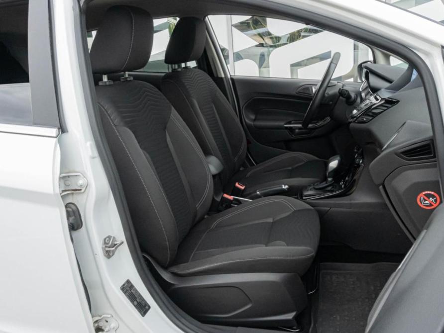 Ford Fiesta Mk6 Рестайлинг Краснодар  - изображение 8