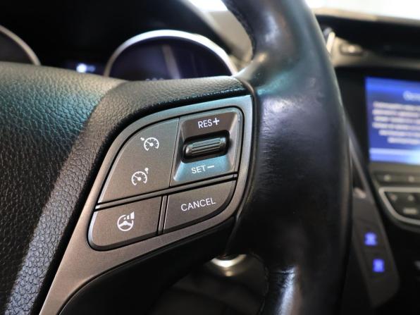 Hyundai Santa Fe III с пробегом 2013 года, цена 1 585 000 рублей, 229075 км, внедорожник, Автокод Объявления