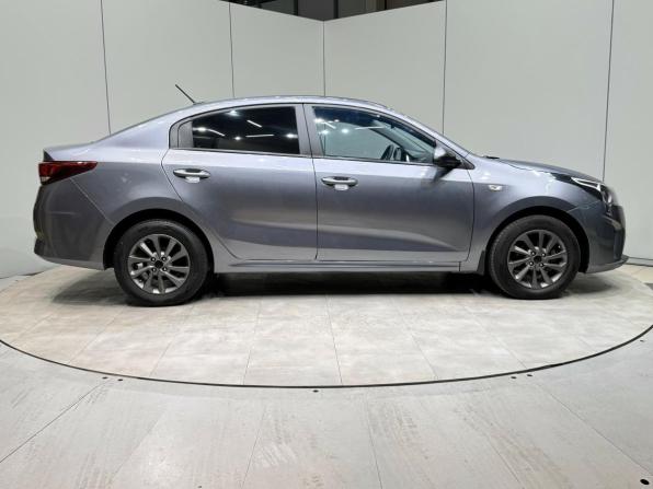 Kia Rio IV Рестайлинг с пробегом 2020 года, цена 1 439 000 рублей, 132888 км, седан, Автокод Объявления