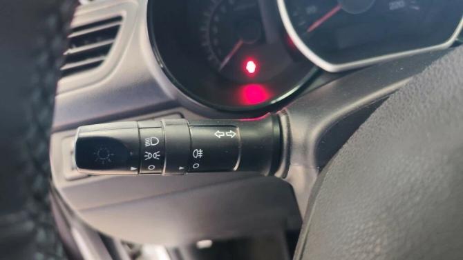 Kia Rio III Рестайлинг с пробегом 2017 года, цена 995 000 рублей, 125500 км, хэтчбек, Автокод Объявления