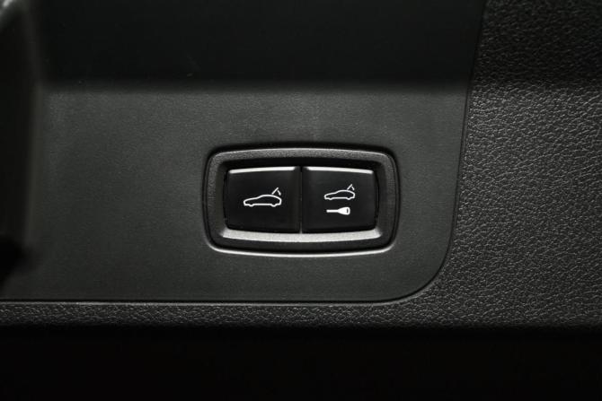 Porsche Panamera II с пробегом 2018 года, цена 8 799 000 рублей, 59018 км, лифтбек, Автокод Объявления