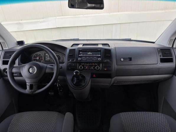 Volkswagen Caravelle T5 Рестайлинг с пробегом 2014 года, цена 1 990 000 рублей, 228538 км, минивэн, Автокод Объявления