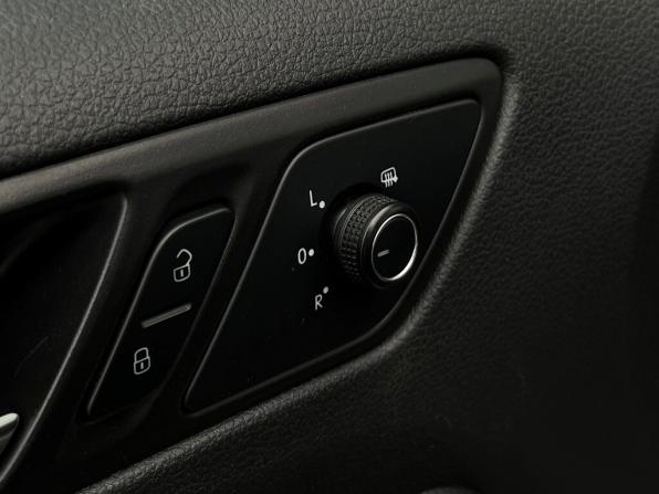 Volkswagen Jetta VI Рестайлинг с пробегом 2017 года, цена 1 379 700 рублей, 124587 км, седан, Автокод Объявления
