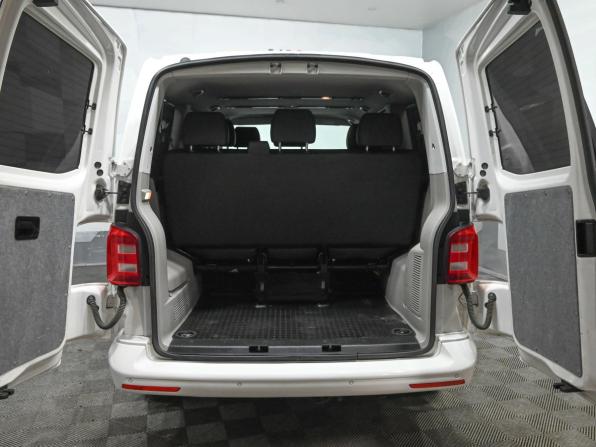 Volkswagen Caravelle T6 с пробегом 2019 года, цена 3 100 000 рублей, 252974 км, минивэн, Автокод Объявления