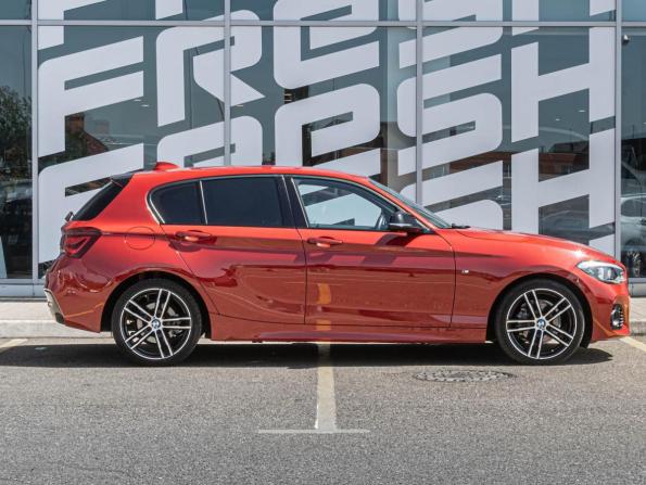 BMW 1 серии II (F20/F21) Рестайлинг 2 с пробегом 2018 года, цена 2 370 000 рублей, 53552 км, хэтчбек, Автокод Объявления