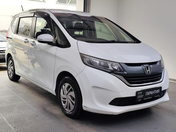 Honda Freed II с пробегом 2017 года, цена 1 519 000 рублей, 136000 км, компактвэн, Автокод Объявления