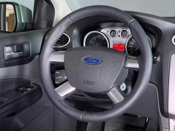 Ford Focus II Рестайлинг с пробегом 2011 года, цена 799 000 рублей, 211602 км, седан, Автокод Объявления