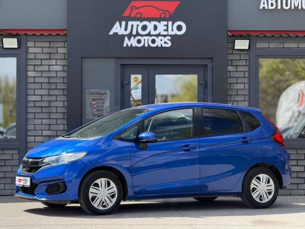 Honda Fit III Рестайлинг с пробегом 2019 года, цена 1 330 000 рублей, 93401 км, хэтчбек, Автокод Объявления