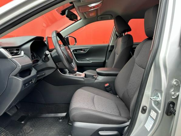 Toyota RAV4 V (XA50) с пробегом 2021 года, цена 3 350 000 рублей, 127993 км, внедорожник, Автокод Объявления