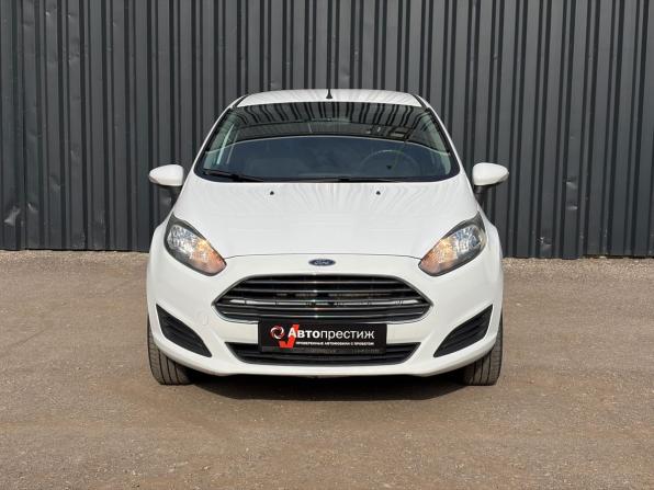 Ford Fiesta Mk6 Рестайлинг с пробегом 2015 года, цена 675 000 рублей, 135100 км, седан, Автокод Объявления