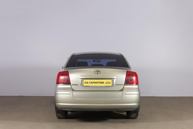 Toyota Avensis II с пробегом 2005 года, цена 699 000 рублей, 230011 км, седан, Автокод Объявления