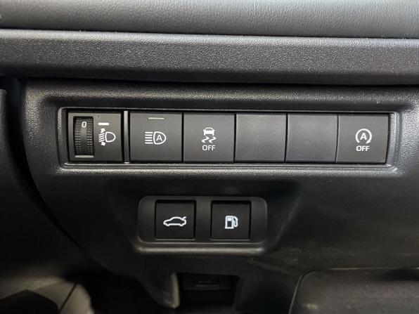 Toyota Camry IX (XV80) China Market с пробегом 2024 года, цена 3 750 000 рублей, 25194 км, седан, Автокод Объявления