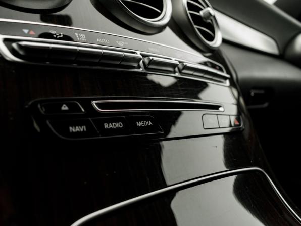 Mercedes-Benz C-Класс IV (W205) с пробегом 2017 года, цена 2 580 000 рублей, 105921 км, седан, Автокод Объявления