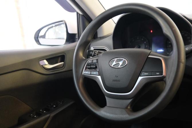 Hyundai Solaris II Рестайлинг с пробегом 2022 года, цена 1 479 000 рублей, 125000 км, седан, Автокод Объявления