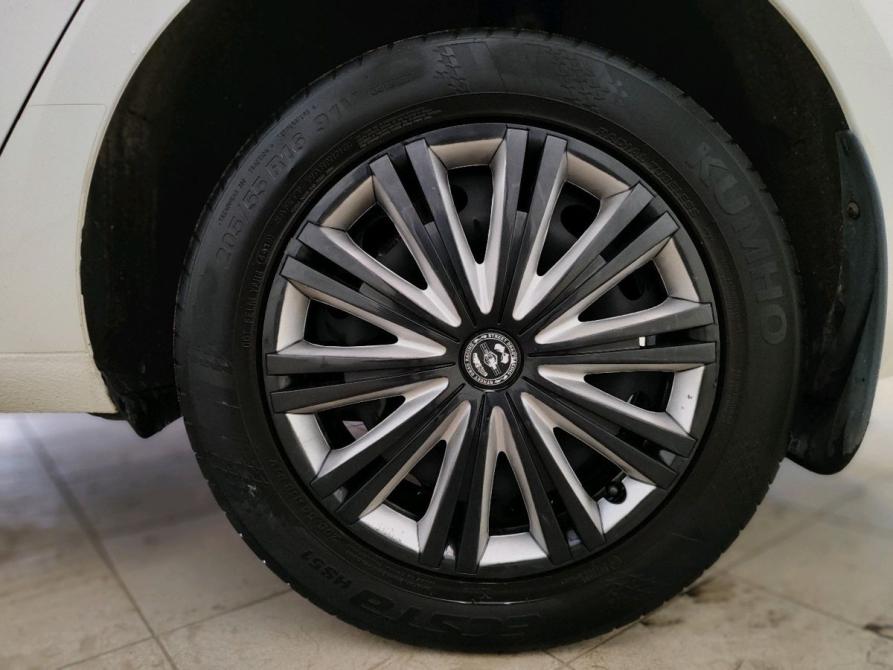 Skoda Octavia III (A7) Москва  - изображение 9