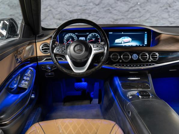 Mercedes-Benz Maybach S-Класс I (X222) Рестайлинг с пробегом 2018 года, цена 4 490 000 рублей, 158958 км, седан, Автокод Объявления
