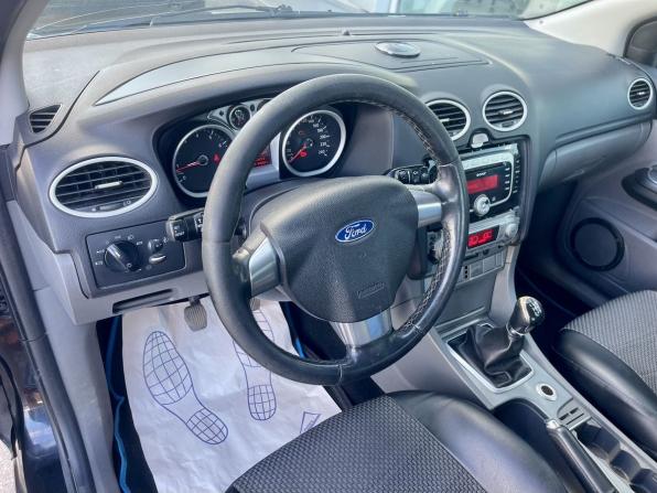 Ford Focus II Рестайлинг с пробегом 2010 года, цена 449 000 рублей, 364079 км, седан, Автокод Объявления