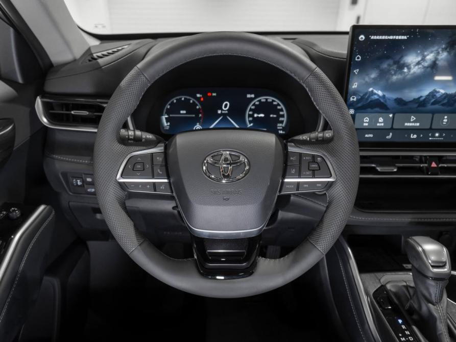 Toyota Highlander IV (XU70) Москва  - изображение 10